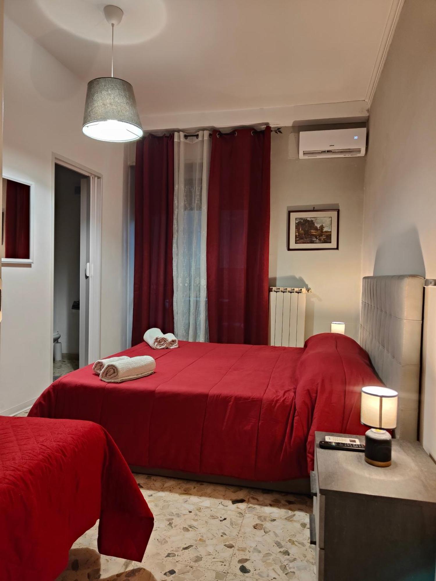 Etnea Gioeni House Suite CTA Room photo